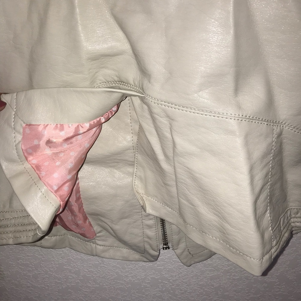 Jacket - Picture 4 of 6